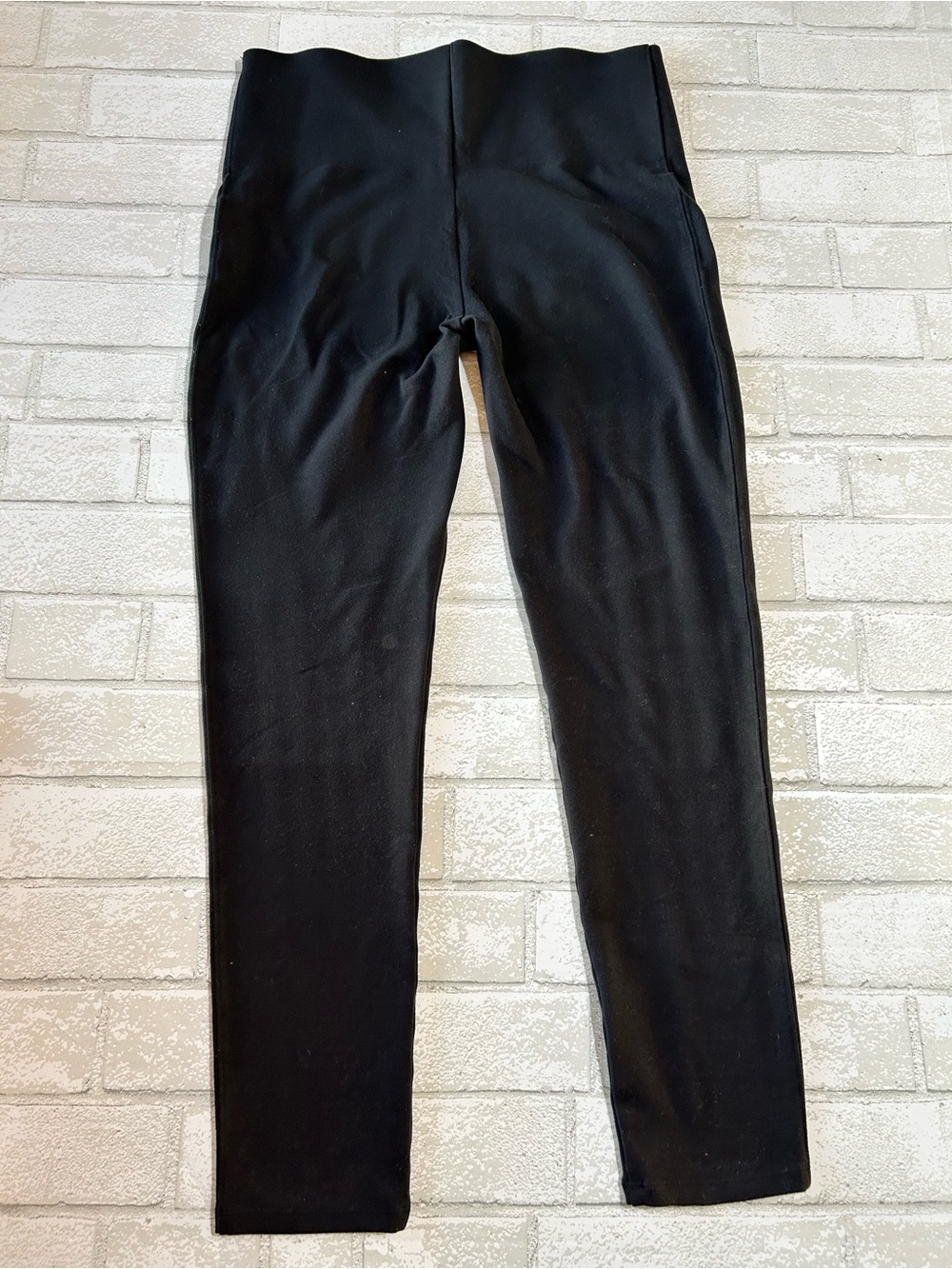 Spanx Women’s Black Spanxwear Leggings Large